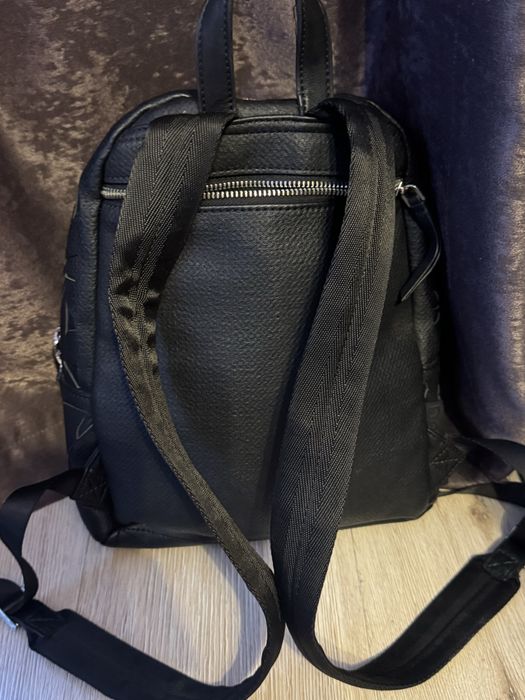 Черна раница Desigual