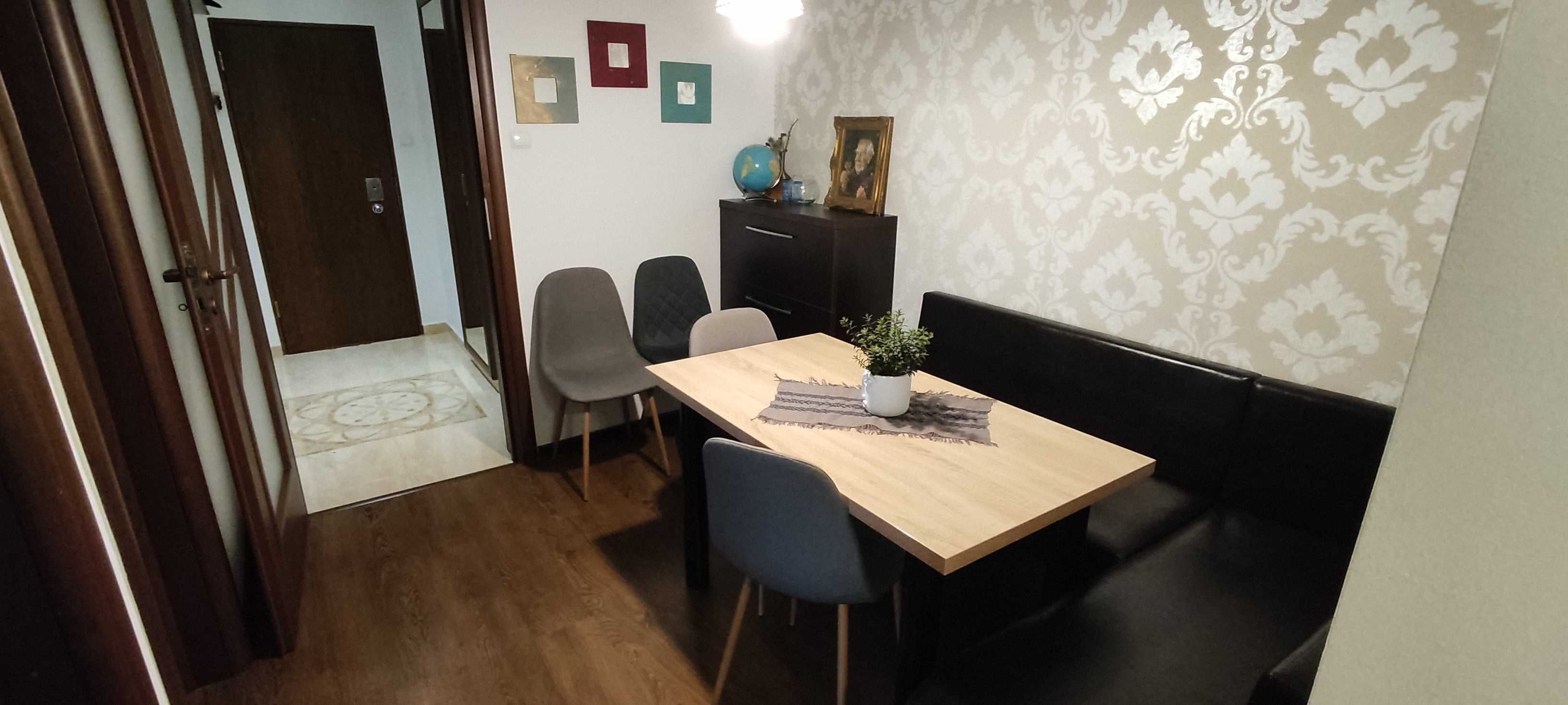 Vânzare apartament 3 camere, Mănăstur, strada Vidraru