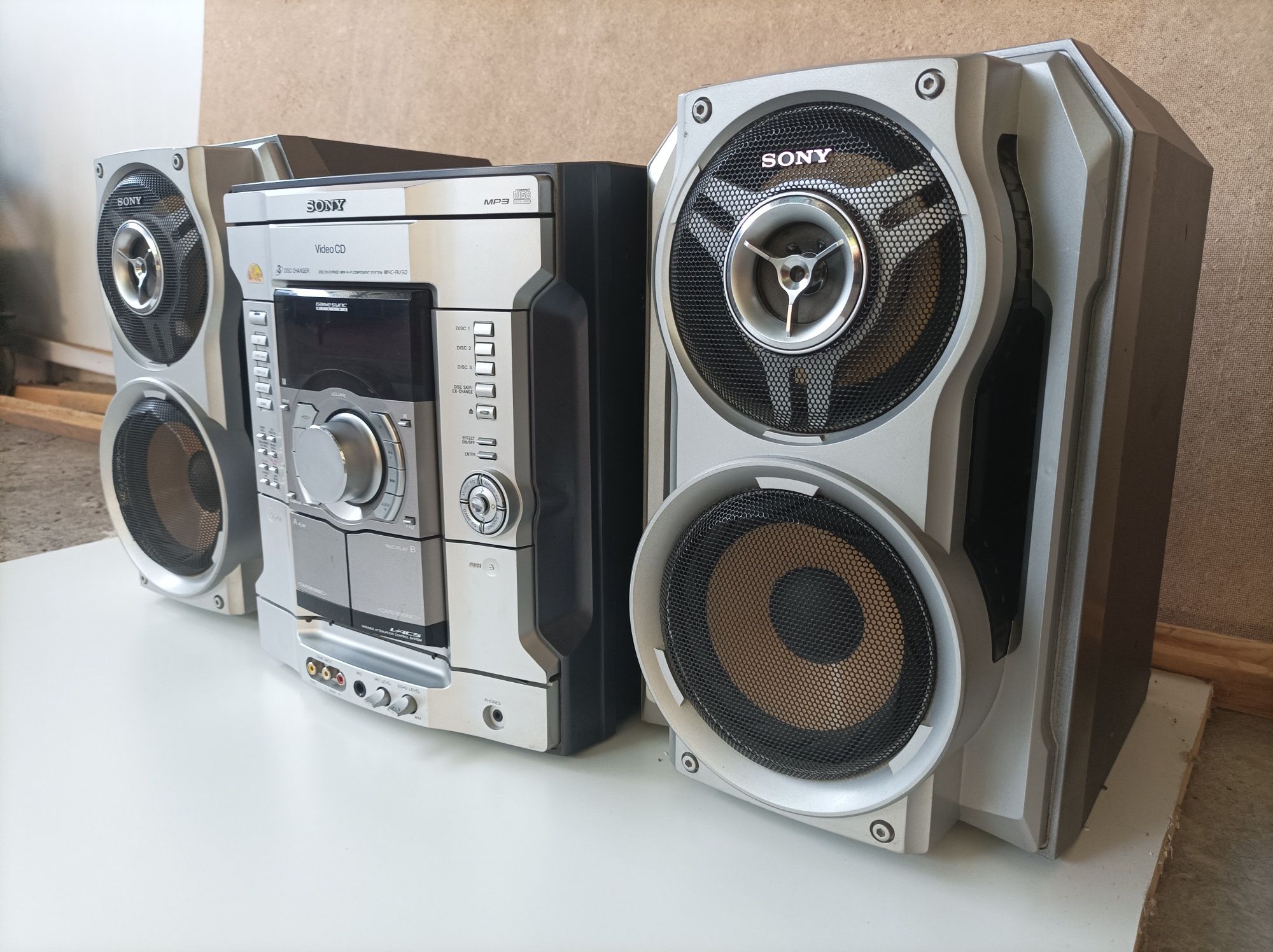 Продам Sony sentr 3100w