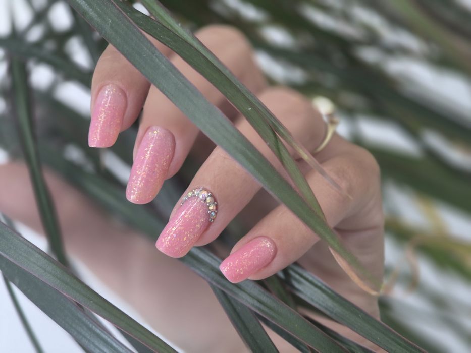 Manichiura și pedichiura clasica/semi /gel