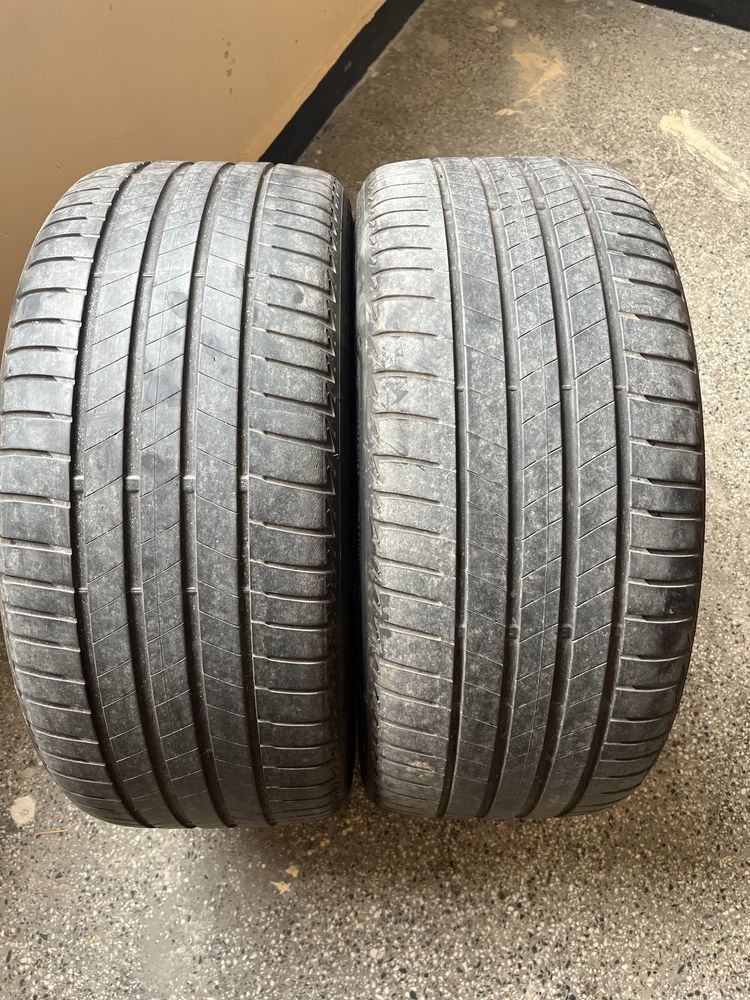 Гуми Bridgestone 245/40/19 2бр