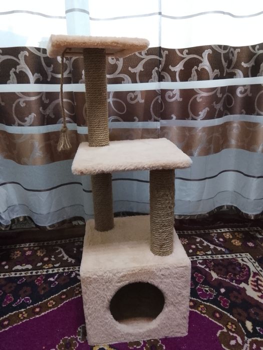 Продам домик для кошки 8000т, переноска 5000т