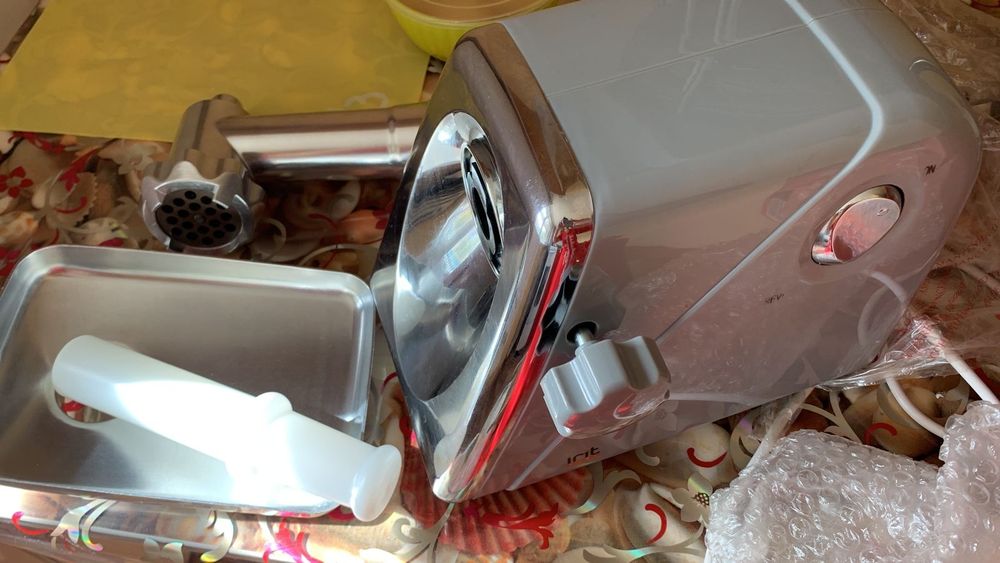 Продаётся мясорубка