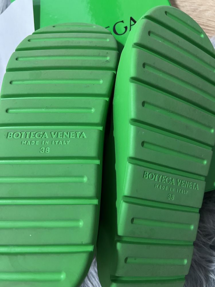 Сандали Bottega Veneta