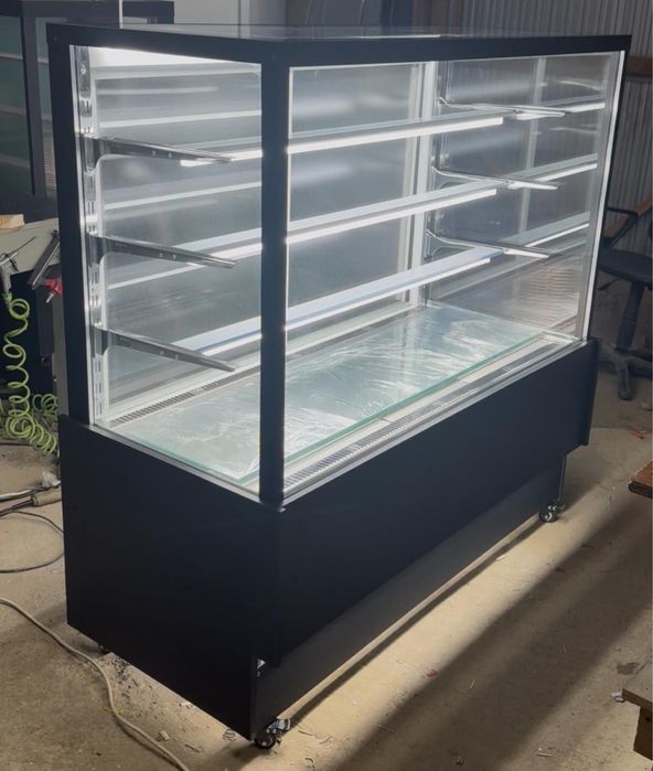 холодилник вытринний