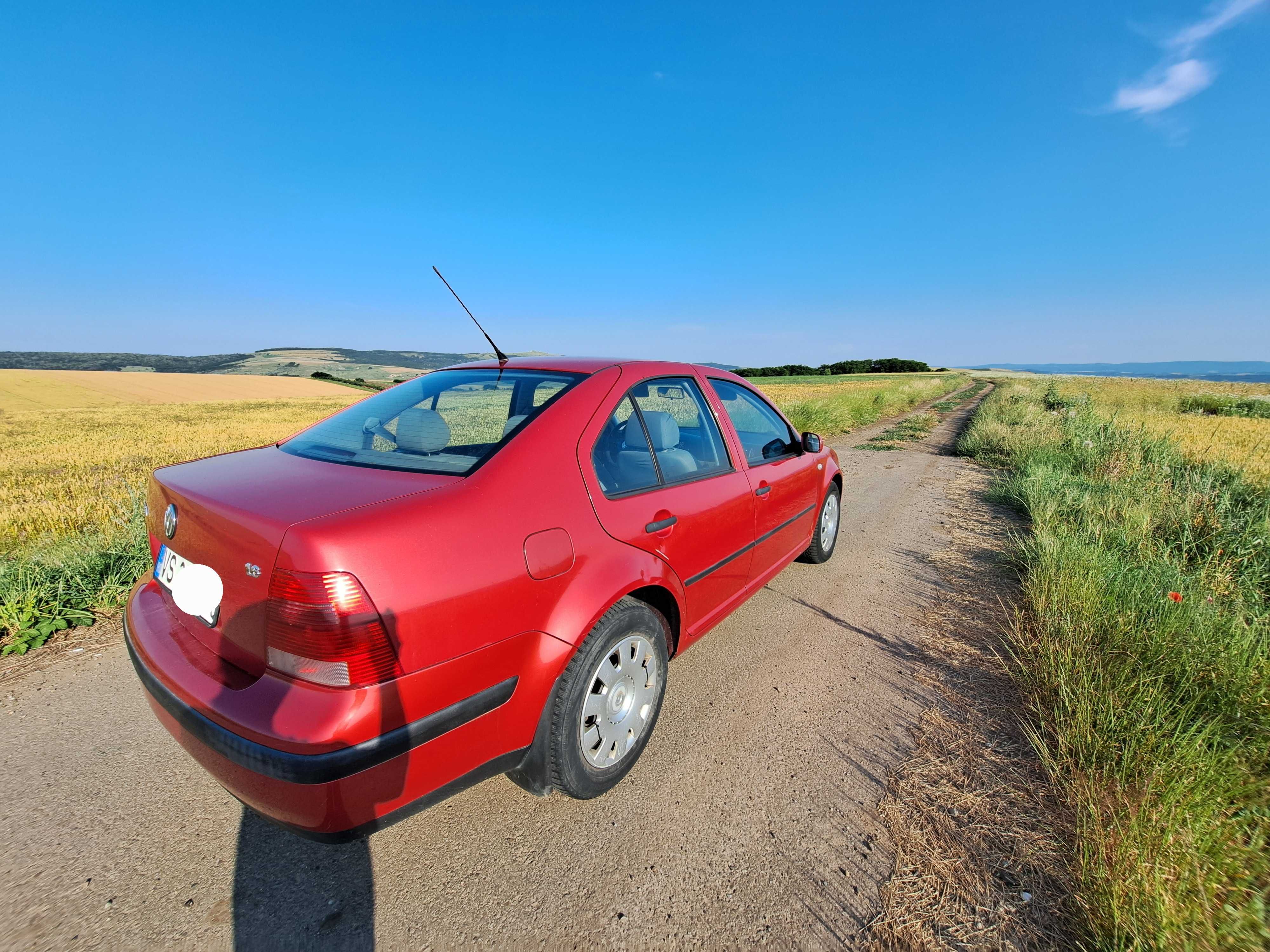 DE VÂNZARE! Volkswagen Bora, 1.6 benzină