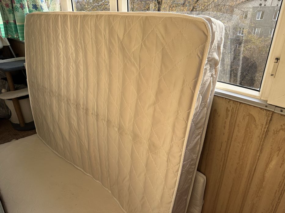 Матрас ортопедический 140х200 бу
