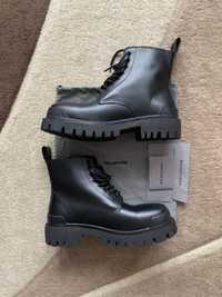 Bocanci Balenciaga Strike Leather Boots Blcg Noi Cu Saculet Fara Cutie
