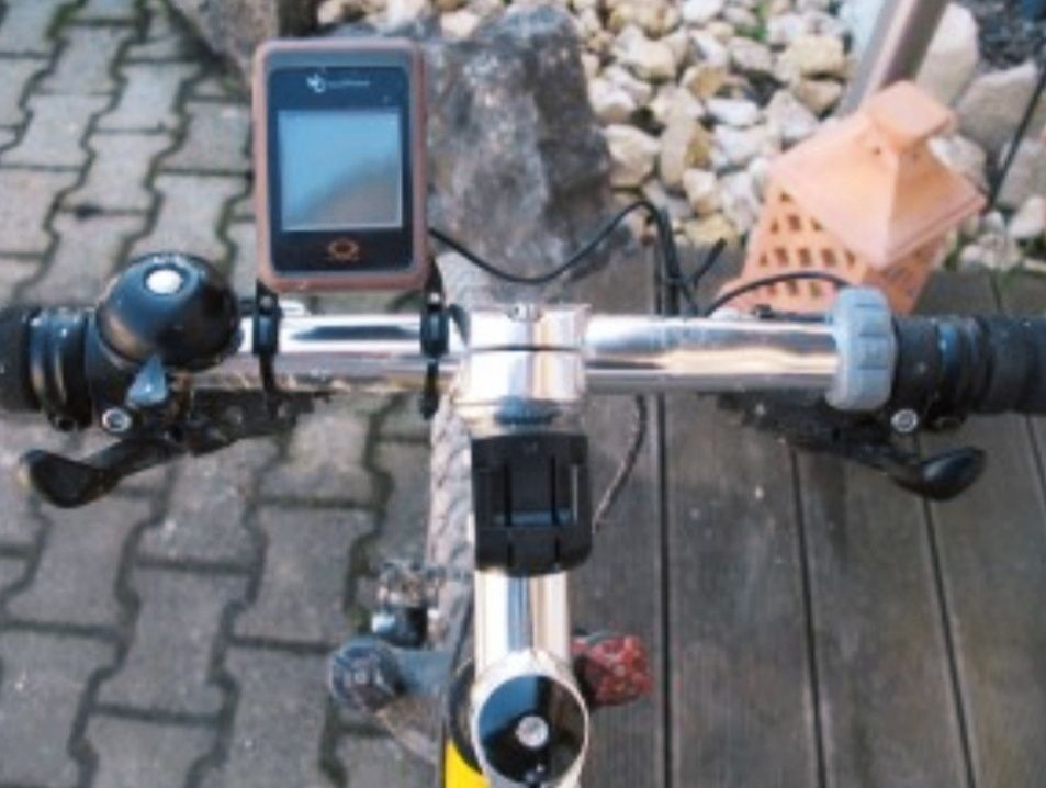 Navigator GPS O-SYNCE NAVI2MOVE pentru bicicleta, Germania.