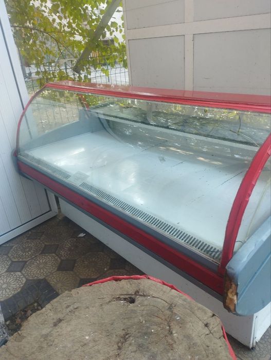 Veterina holadilnik sotiladi iwlawi zo'r holati zo'r