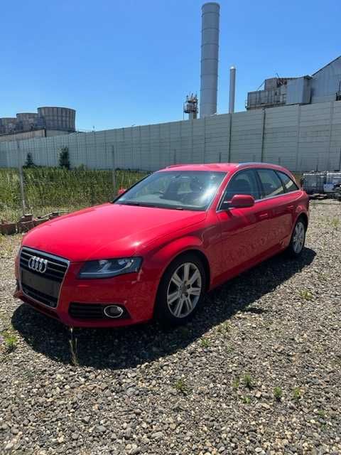 Dezmembrez Audi A4 B8 Combi 2.0 tdi tip CJC,An 2011