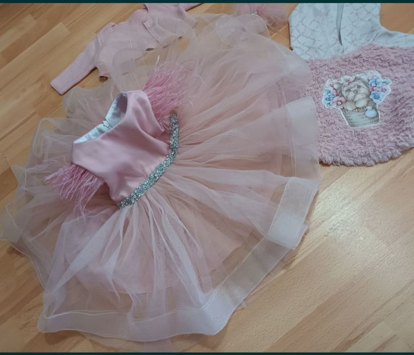 Rochita superba ptr botez ,marime 4-8L