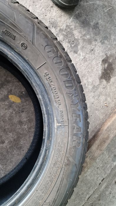 215 60 16 Goodyear 2021 4 anvelope iarna