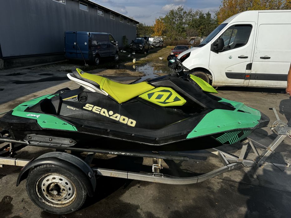 Sea-Doo Spark Trix