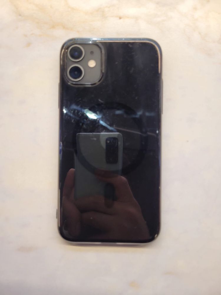 iPhone 11,128гб