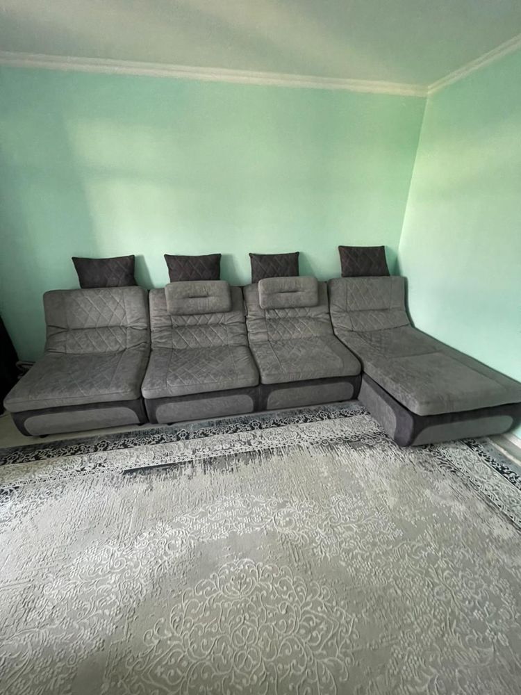 Срочно продается диван в отличном состоянии!!!