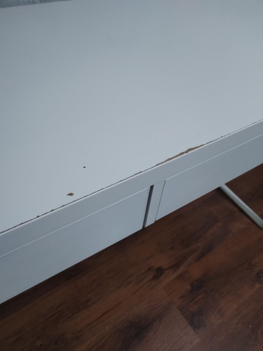 Компютърно бюро Micke IKEA
