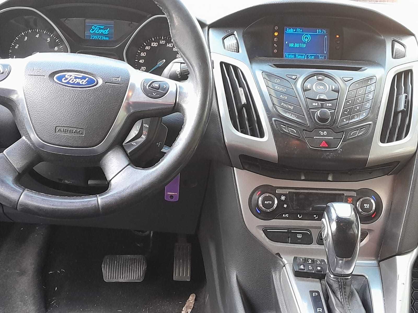 2011 Ford Focus - Benzina + GPL - Automata -  Fara evenimente