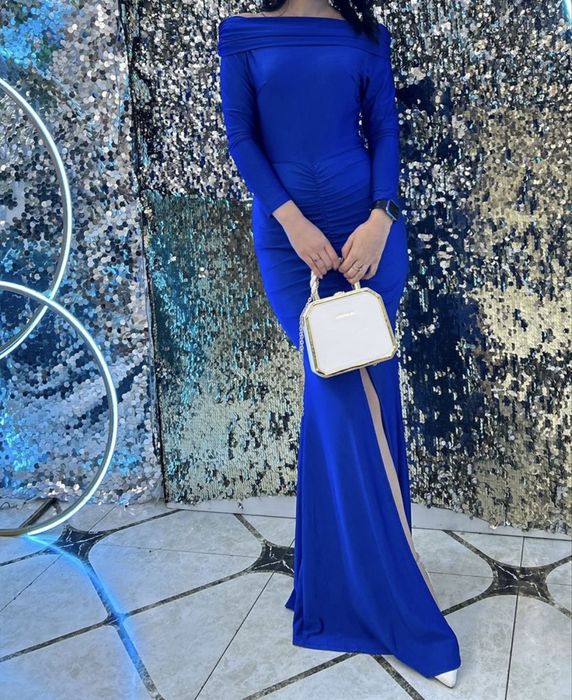 Вечерное платье