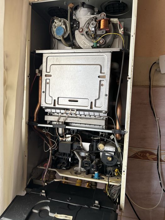 Centrală gaz Ariston Class Evo 24FF