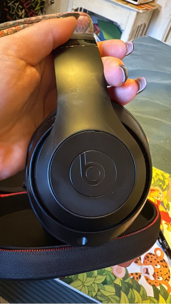 Casti Beats Studio 3 in stare impecabila