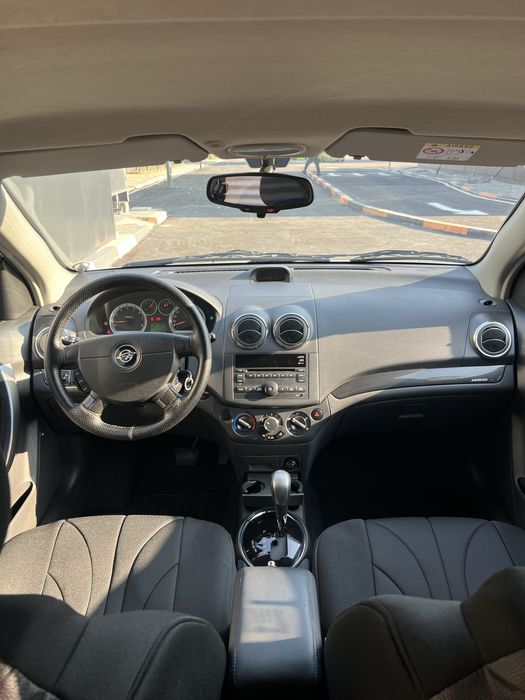 Nexia 3 2018 yil oq Ravon r3 holati ideal 30500km yurgan