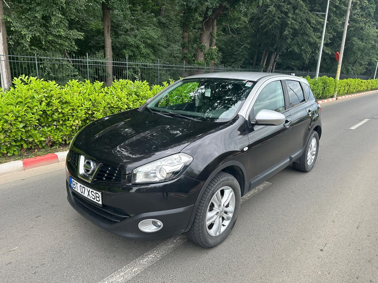 Nissan Qashqai 1.5 dci 110 cai 102000 km!!