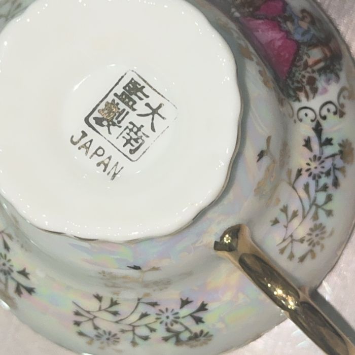 винтажный сервис Japan 1960 года. В идеальном состоянии , полный комп.