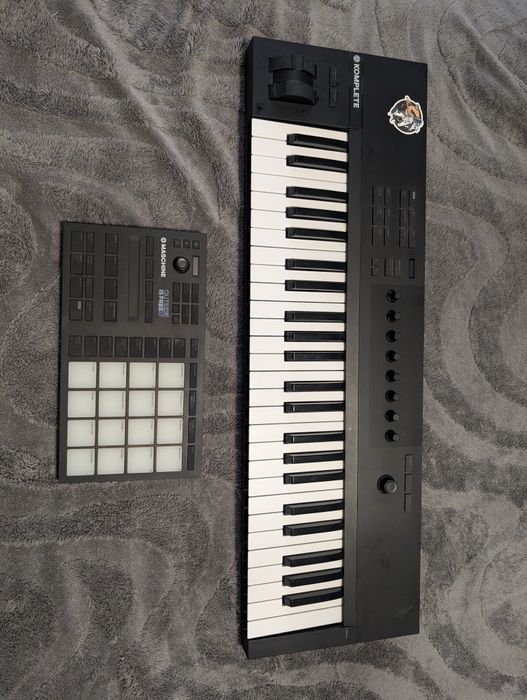 KIT Komplete Kontrol A49 MIKRO MK3
