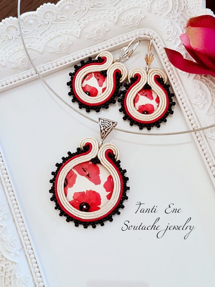 Set bijuterii soutache cu maci