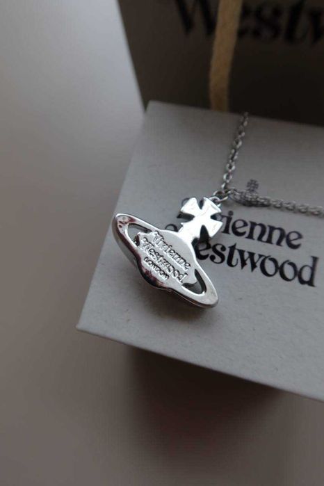 Vivienne Westwood гердан