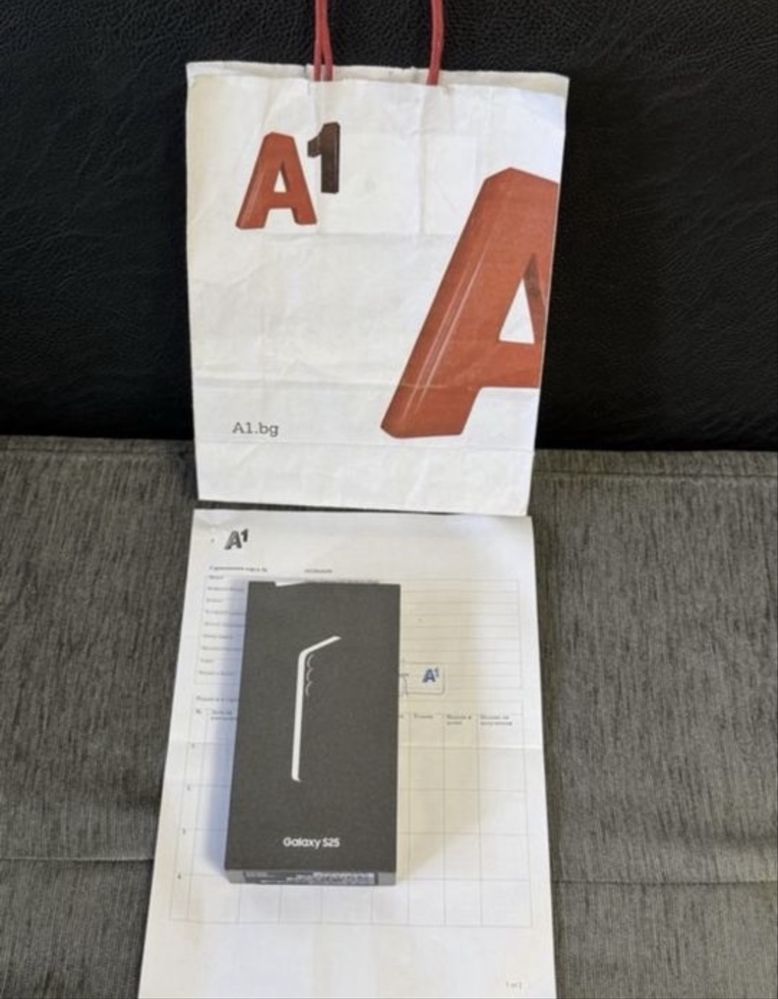 ЗАПЕЧАТАН 256GB Samsung Galaxy S25 Гаранция A1 2027 г. Silver Shadow
