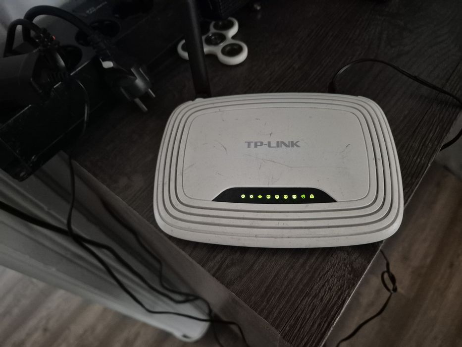 Router TP-LINK WR740N