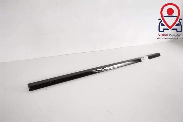 Ornament Usa Geam Dreapta Fata Original In Stare Buna BMW  Seria 7  G1