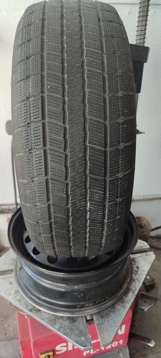 215/60R16 1 шина