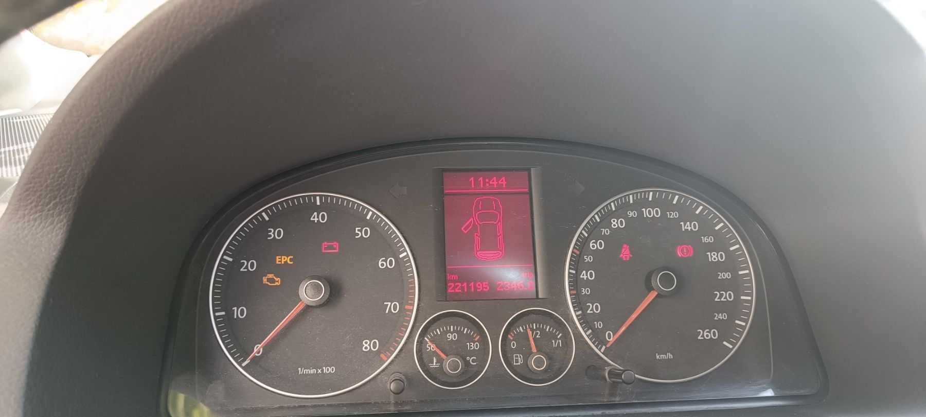 VW Touran 1.4 TSI 7 местен