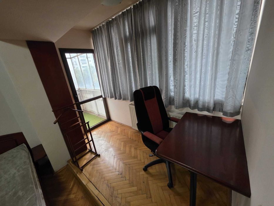 Ultracentral 2 camere decomandate 65 mp