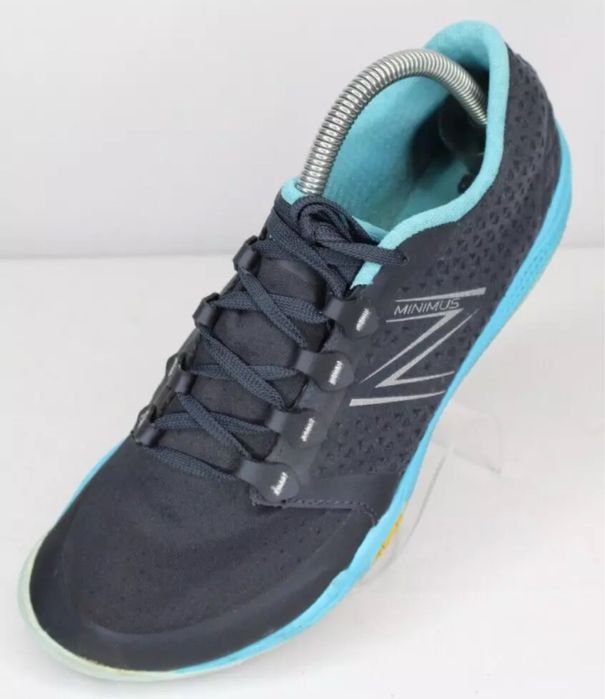 Adidasi New Balance 39-40