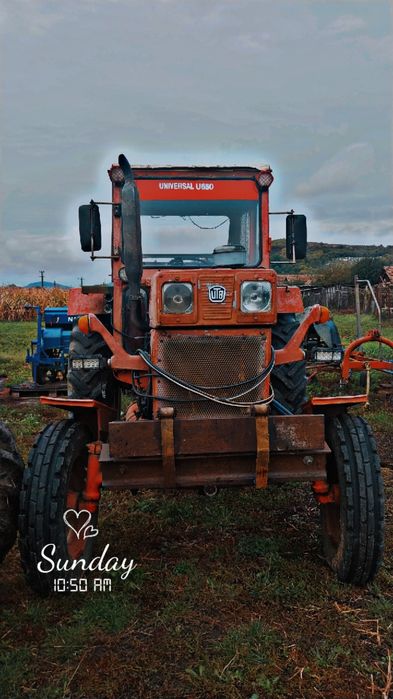 Vând tractor U 650