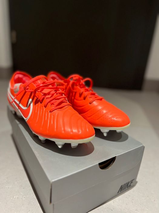 ghete de fotbal nike