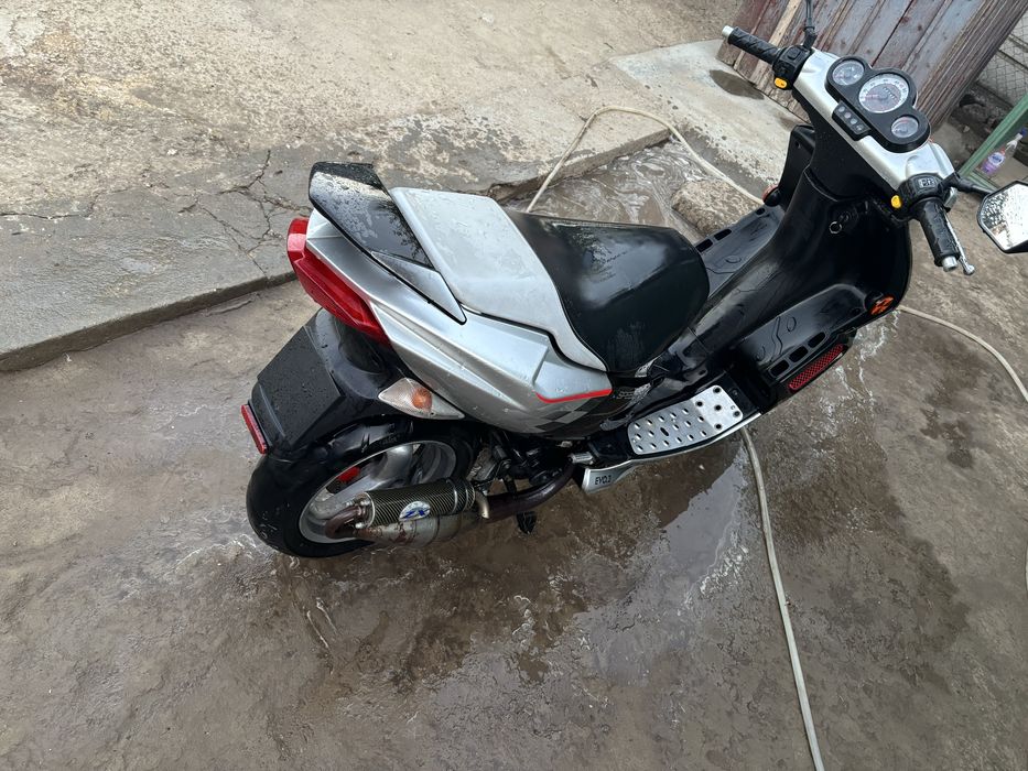 Peugeot speedfight 2