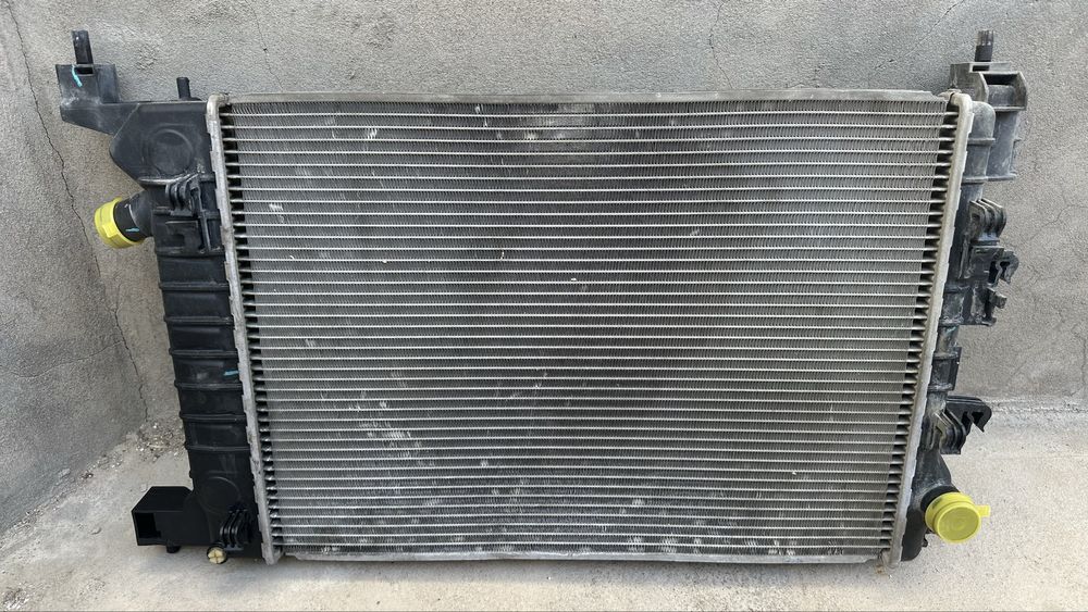 Радиатор от Chevrolet Cobalt