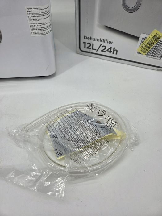 Влагоабсорбатор Black & Decker BXDH12E, 12 л/ден, Резервоар 1,8 л, Неп