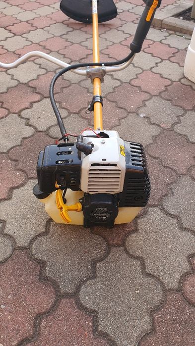 Cositoare fir 1.7 cai Ryobi RBC-40SB