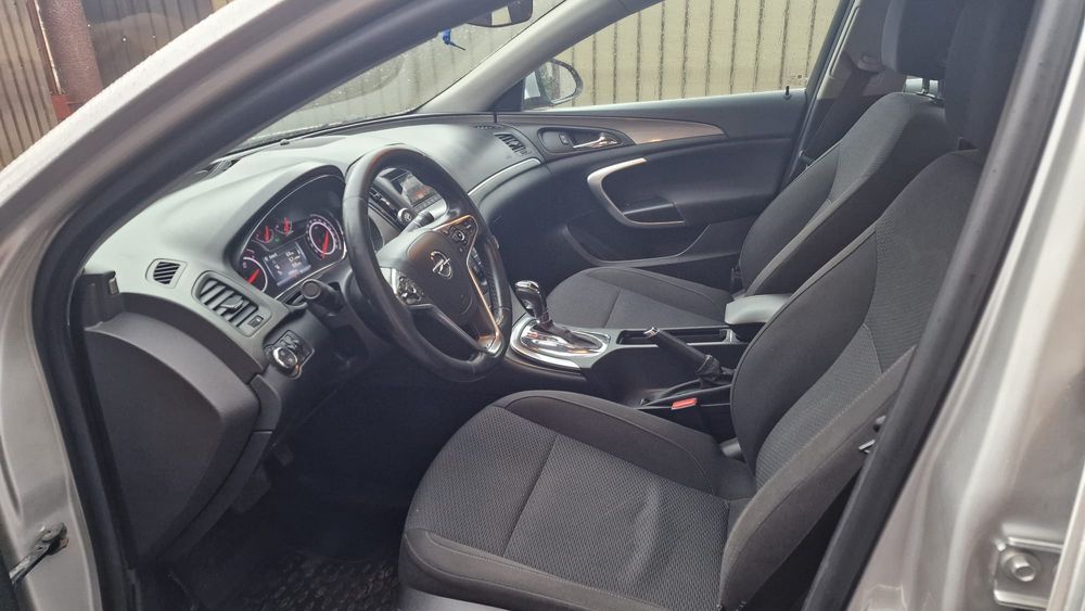 Opel Insignia 1.6 CTDI automat