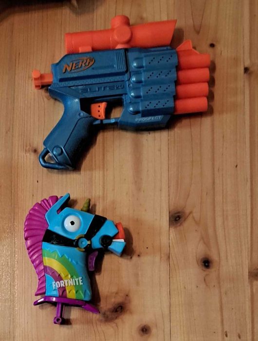 NERF / Нърф пистолети - разни