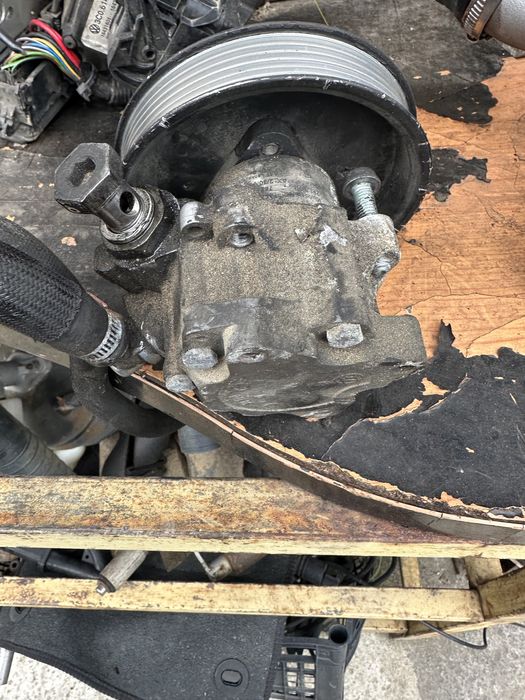 pompa servo audi A6/  A4/ 2.7tdi 3.0tdi