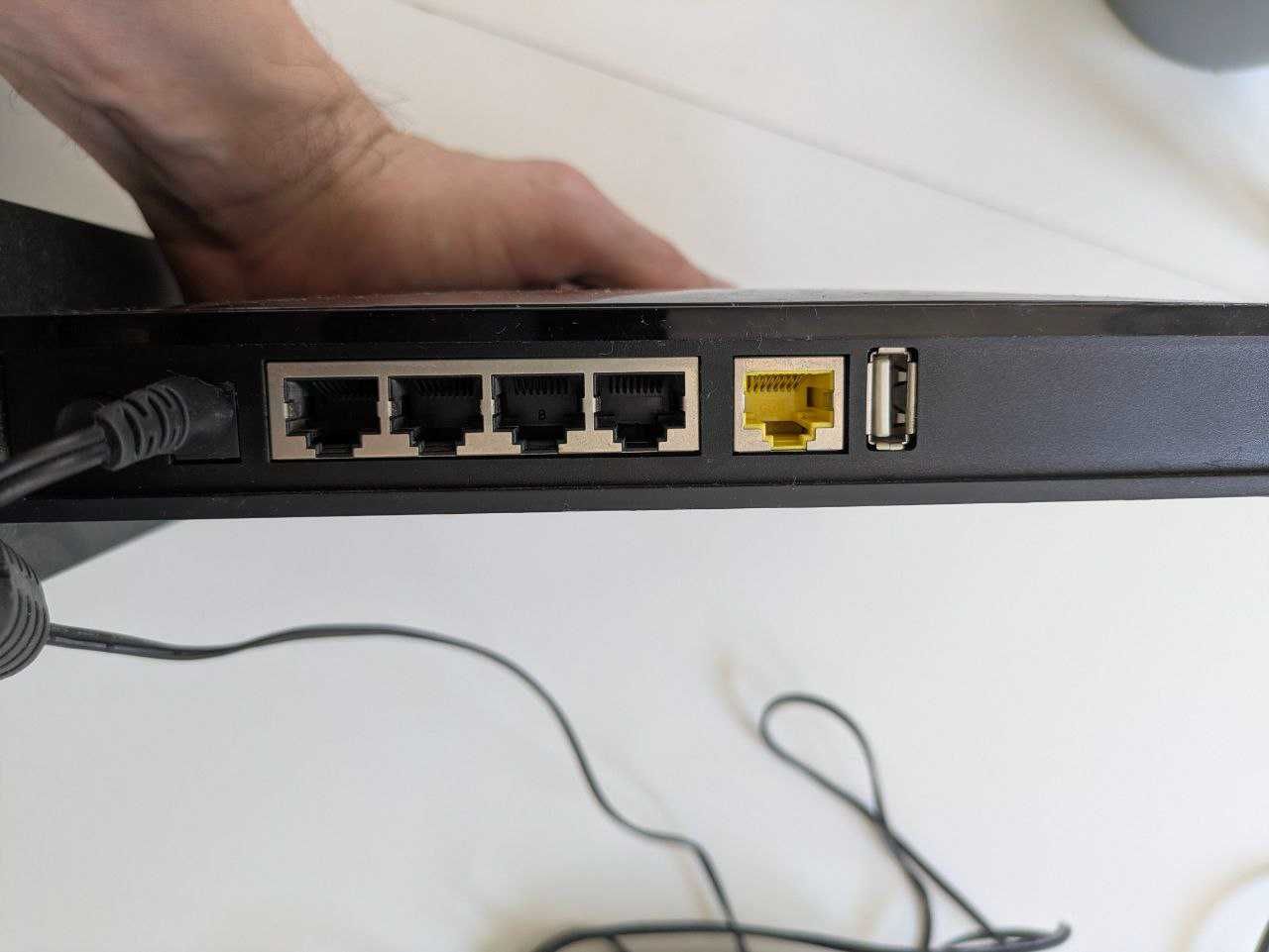 NETGEAR WNDR3800 безжичен рутер Гигабитов OpenWrt