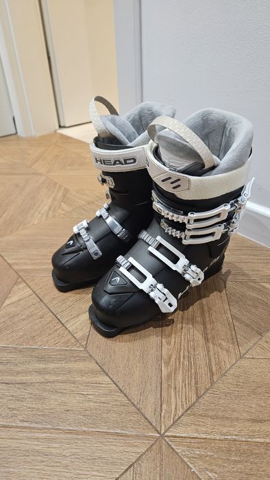 Clăpari HEAD FX GT 26.5 aproape noi