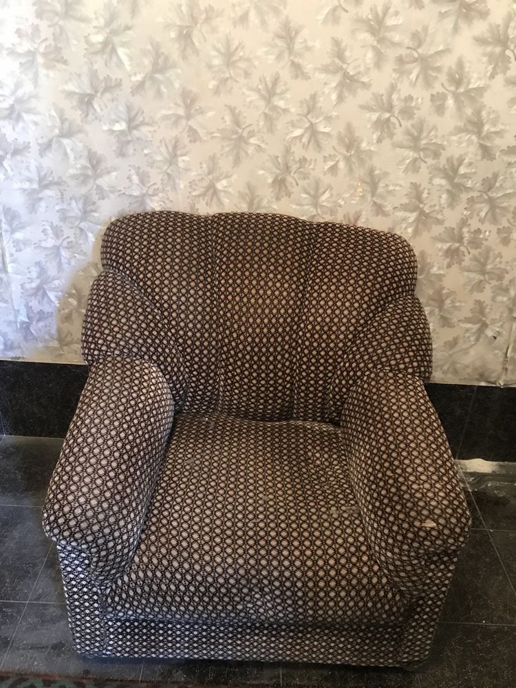 Кресло б/у в хорошем состоянии